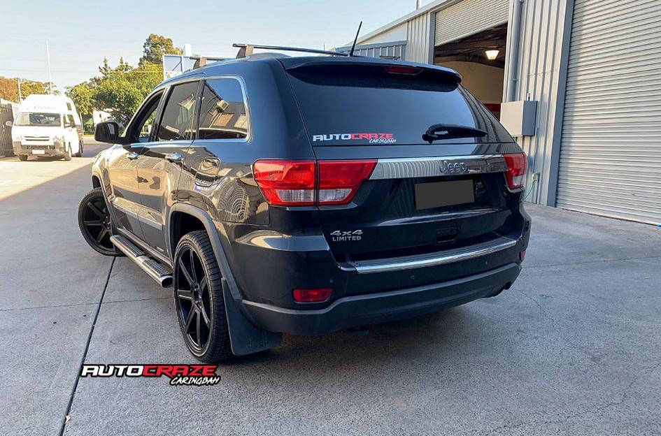JEEP-GRAND-CHEROKEE-REVERT-SATIN-BLACK